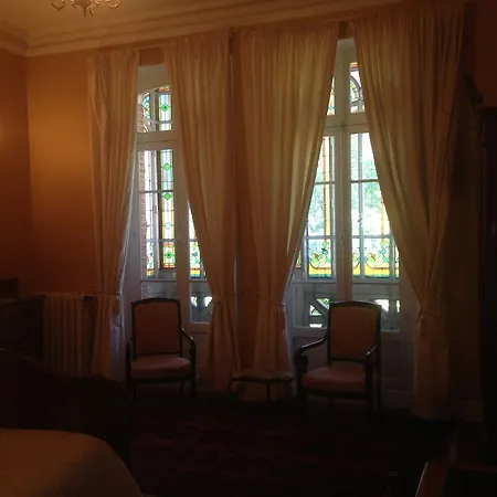 Oda ve Kahvaltı La Maison Du Chapelier