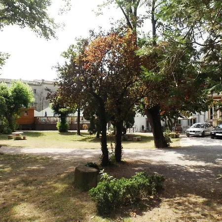 La Maison Du Chapelier Oda ve Kahvaltı 3*