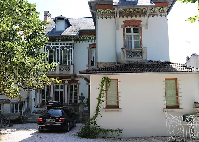 B&B La Maison Du Chapelier 3*